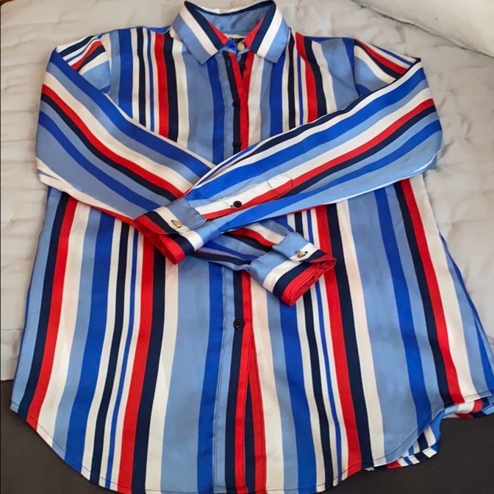 Ralph Lauren Button sown shirt.